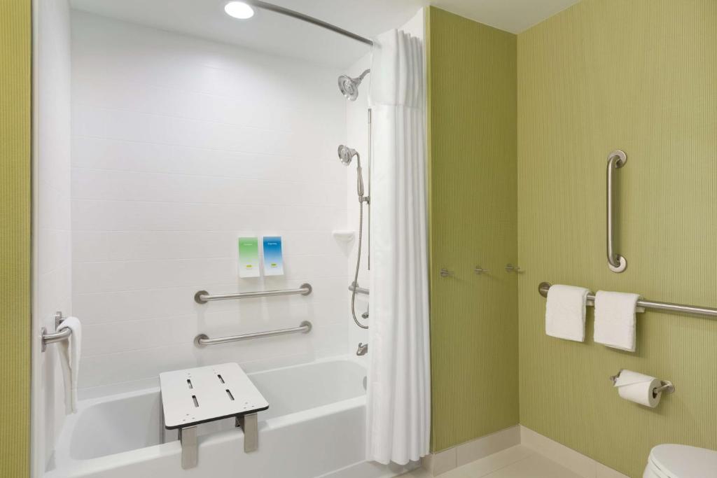 Home2 Suites by Hilton El Paso Airport, photo 3