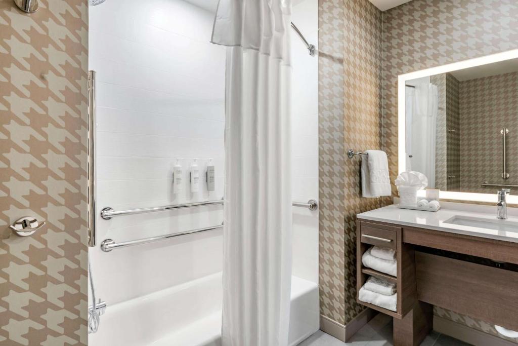 Home2 Suites by Hilton Lexington Keeneland Airport, photo 3