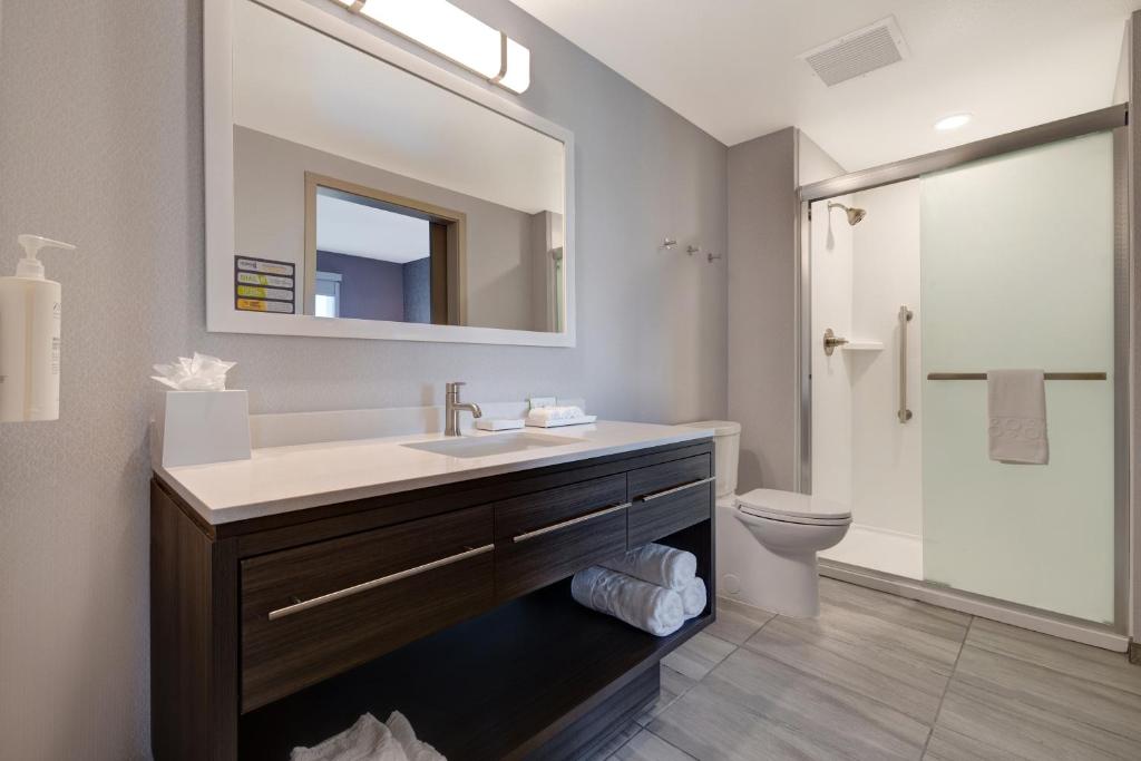 Home2 Suites By Hilton Petaluma, photo 3