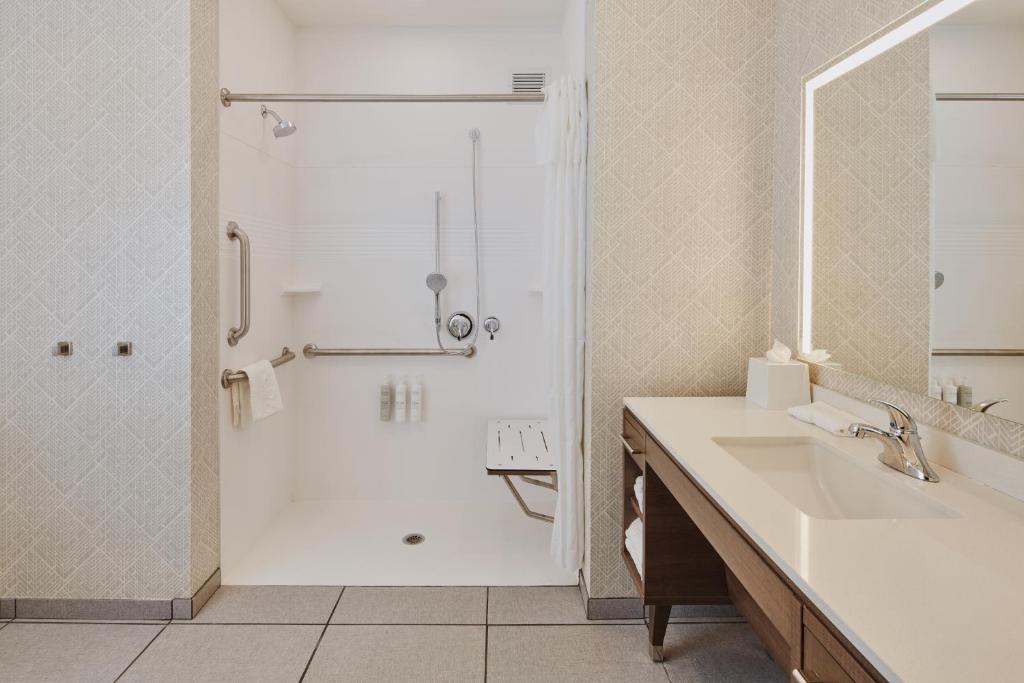 Home2 Suites By Hilton Sacramento At Csus, photo 3