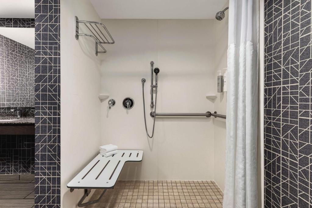 Homewood Suites by Hilton - Charlottesville, photo 3
