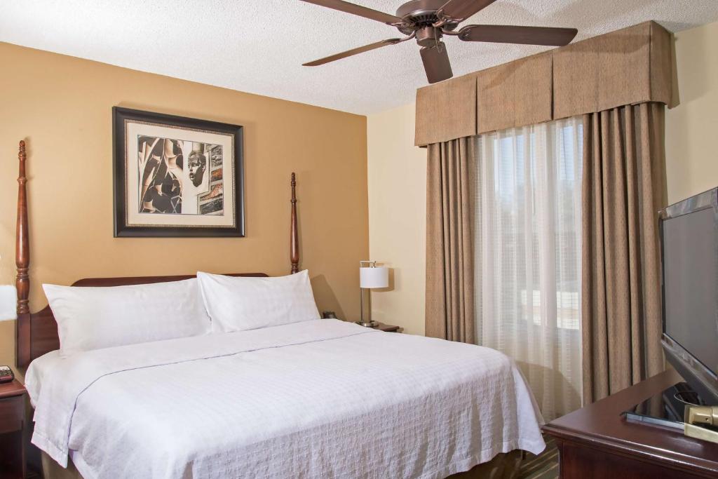 Homewood Suites by Hilton Durham-Chapel Hill, photo 2