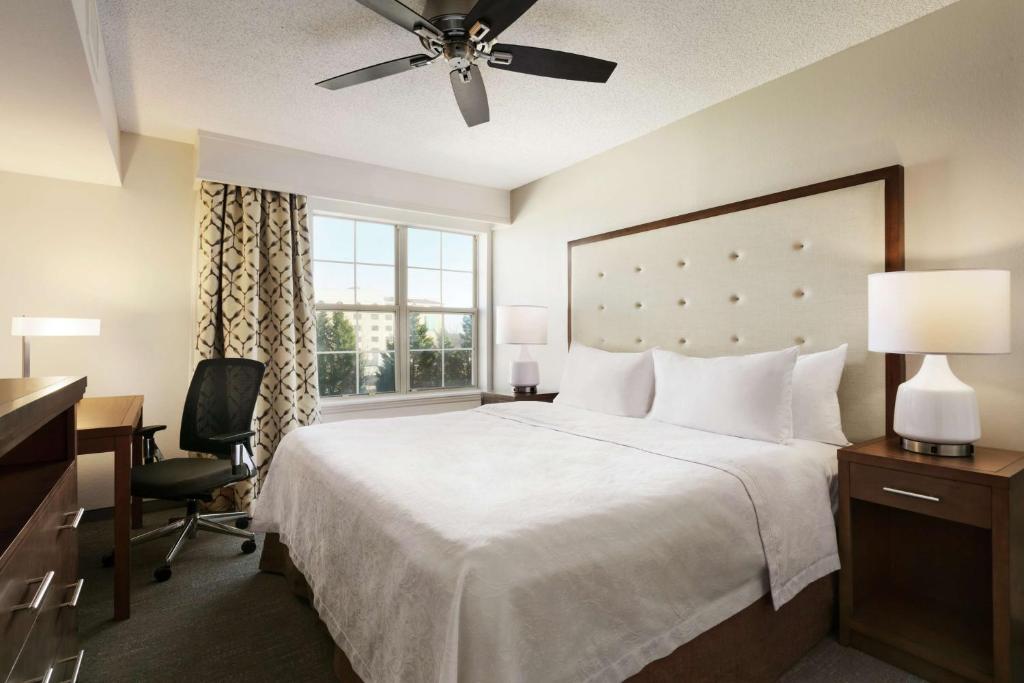 Homewood Suites by Hilton Kansas City Airport, photo 2