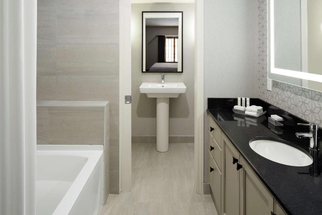 Homewood Suites by Hilton Mont-Tremblant Resort, photo 3