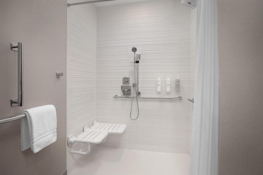 Homewood Suites By Hilton Portsmouth Downtown, photo 2