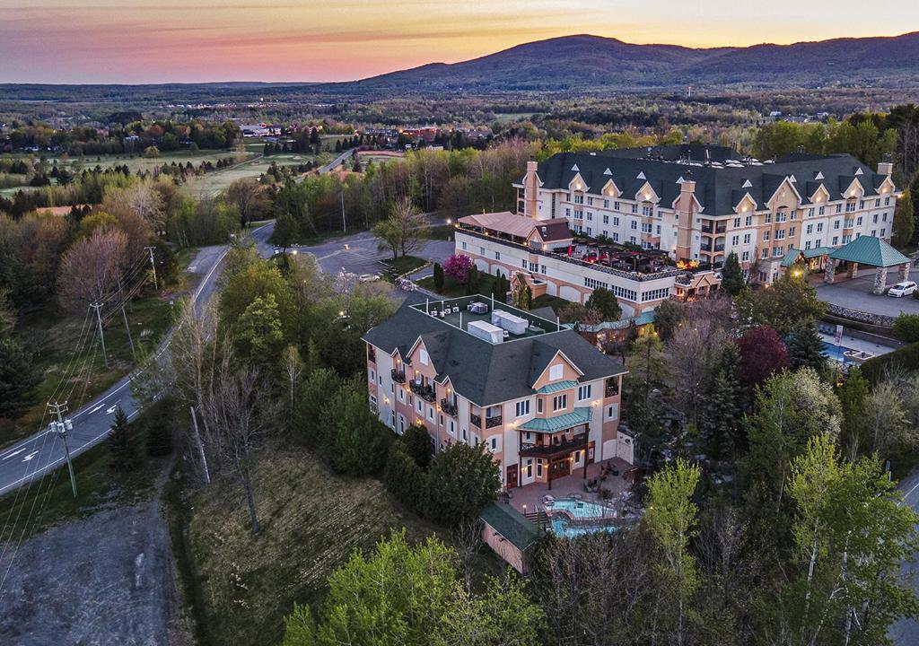 Hotel Chateau Bromont, photo 4