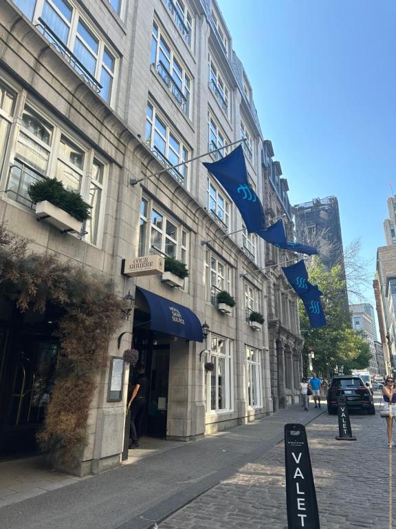 Hôtel Saint-Sulpice, photo 1