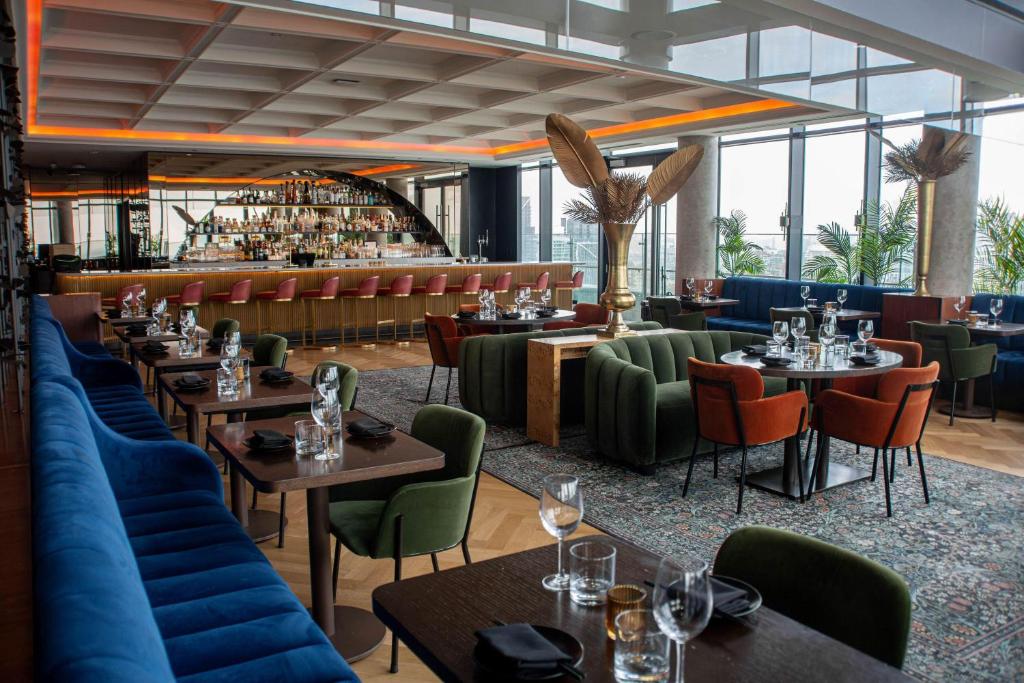 Hotel X Toronto, a Destination by Hyatt Hotel, photo 3