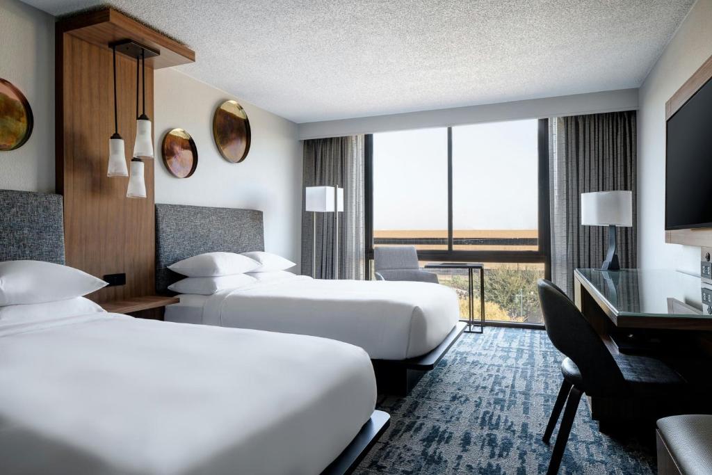 Houston Marriott South at Hobby Airport, photo 2