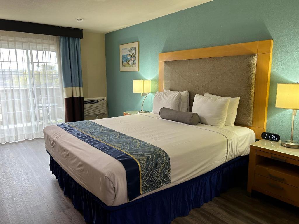 Howard Johnson by Wyndham Santa Cruz, photo 3