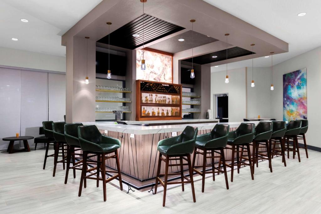 Hyatt House Charlotte / Rea Farms, photo 2