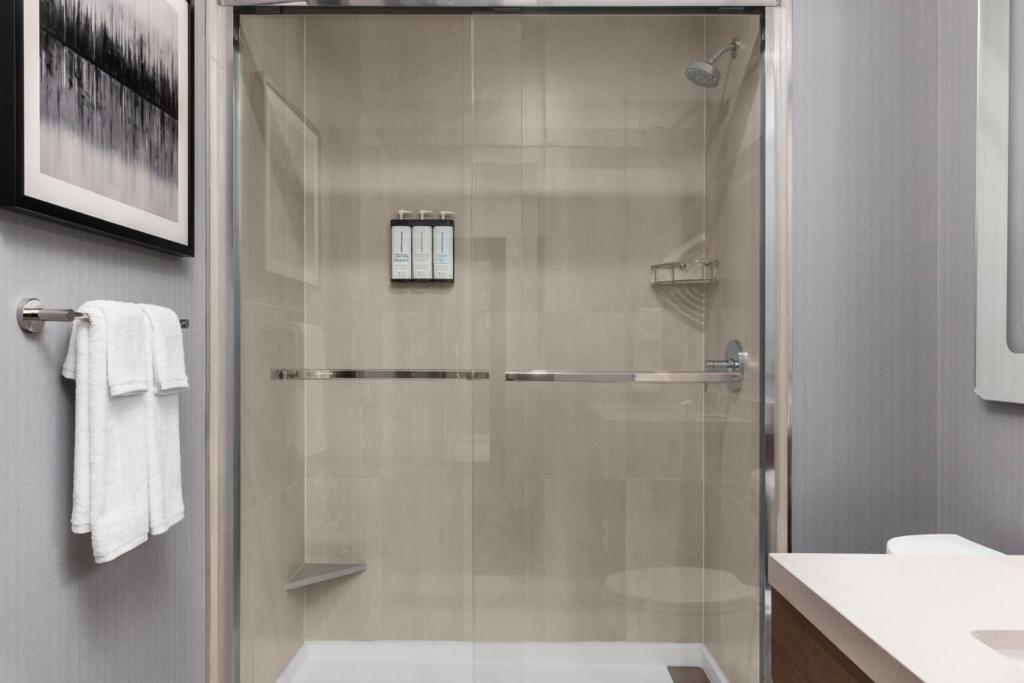Hyatt House Mississauga / Airport Corp Center, photo 3