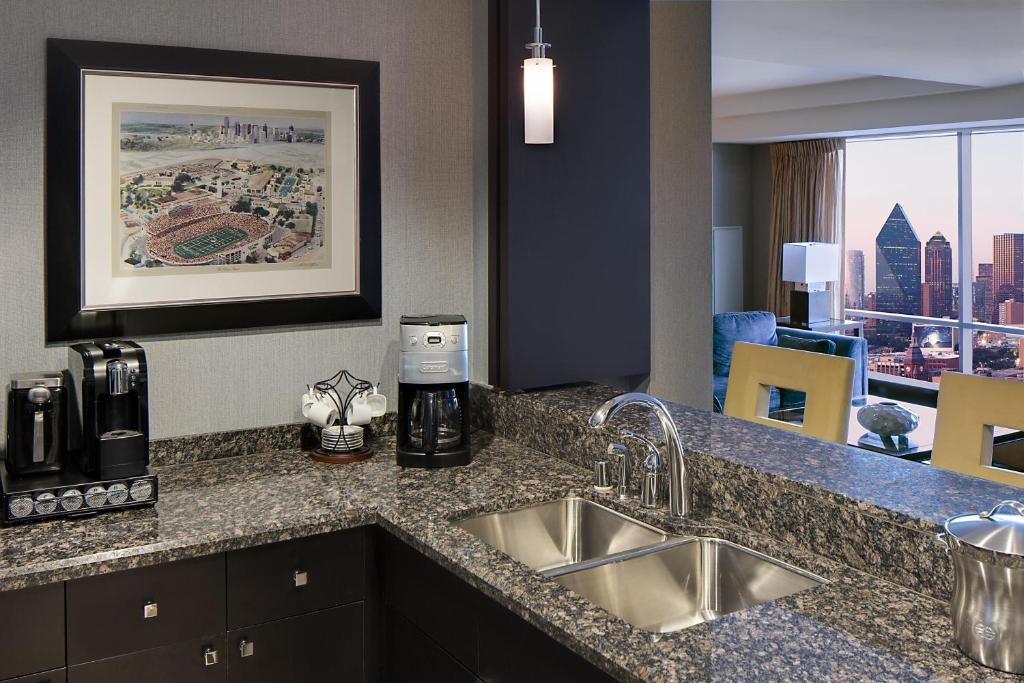 Hyatt Regency Dallas, photo 3