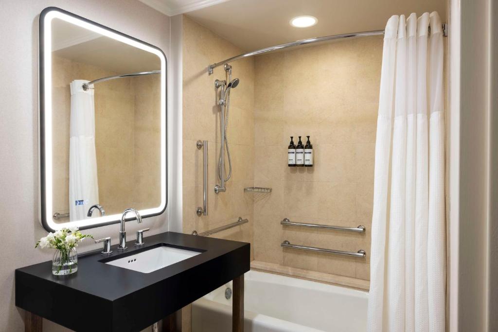 Hyatt Regency Greenwich, photo 3