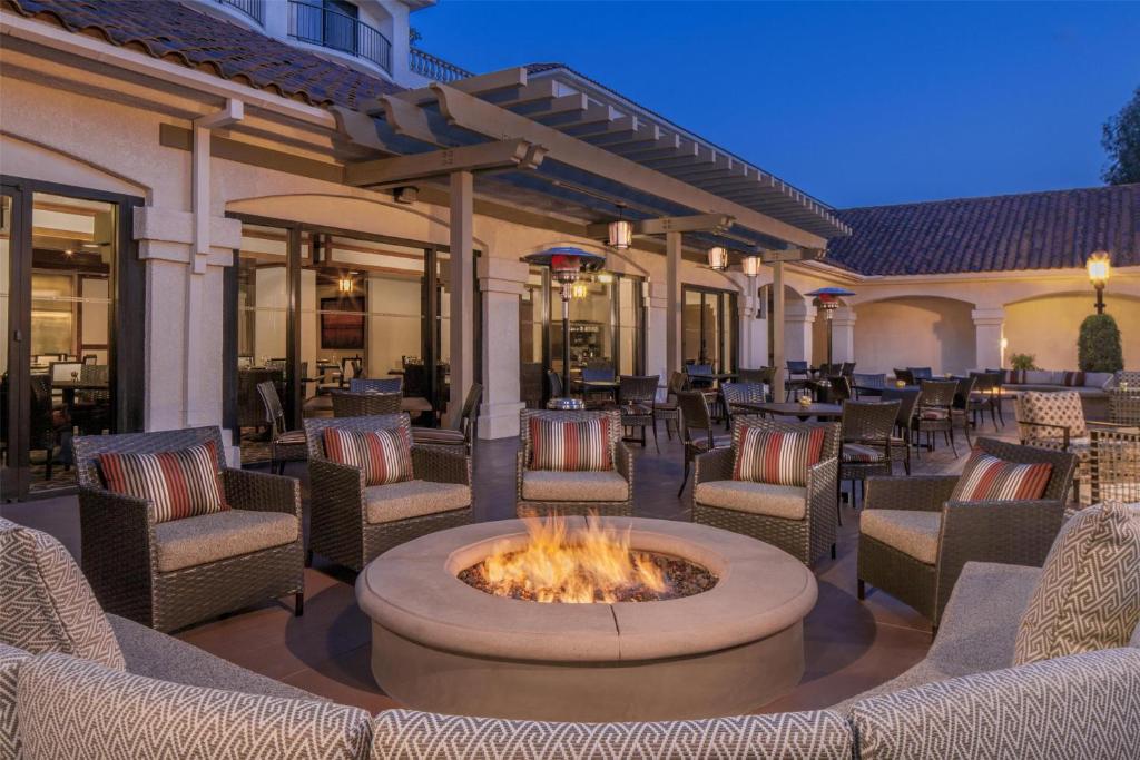 Hyatt Westlake Plaza, photo 4