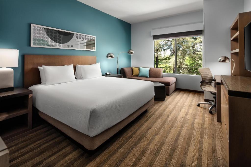 KCR Dev - Hyatt House, photo 2