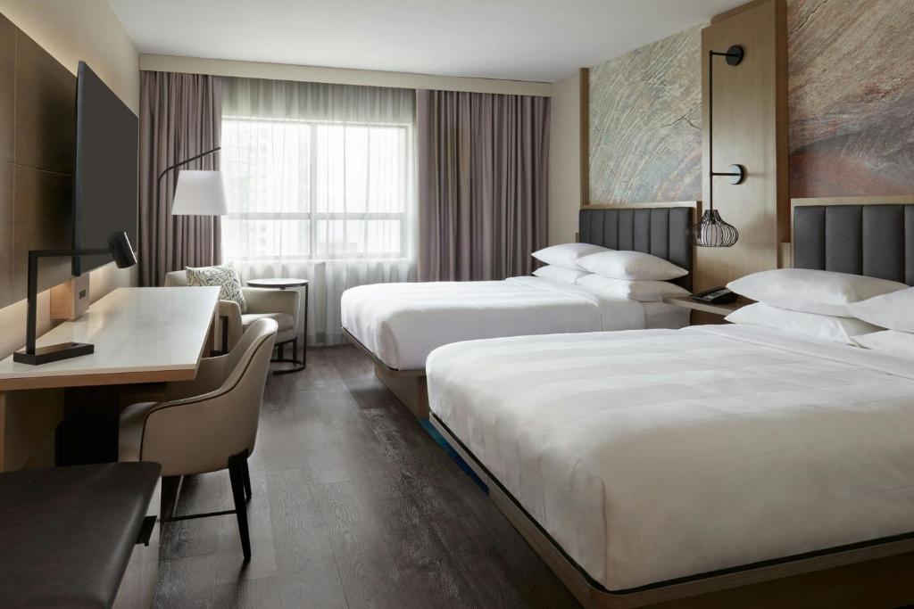 Kingston Marriott Hotel, photo 1