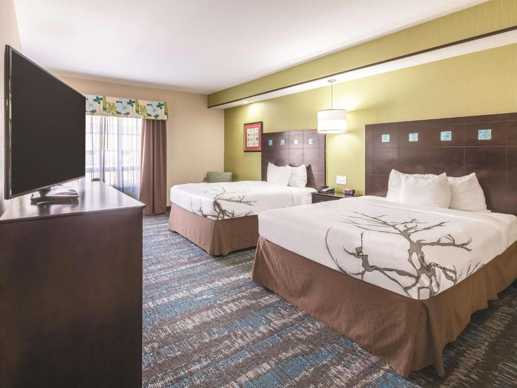 La Quinta by Wyndham Dallas Grand Prairie South, photo 2