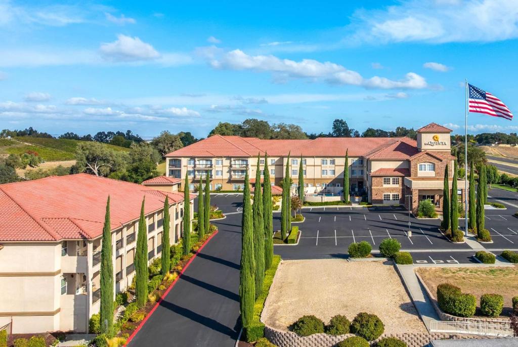 La Quinta by Wyndham Paso Robles, photo 1