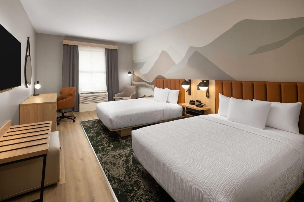 La Quinta Inn and Suites by Wyndham Leavenworth, photo 2