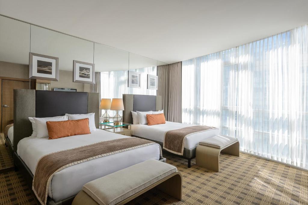 Loden Vancouver, photo 2