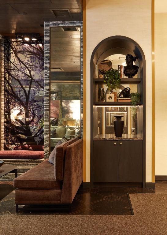 Loden Vancouver, photo 4