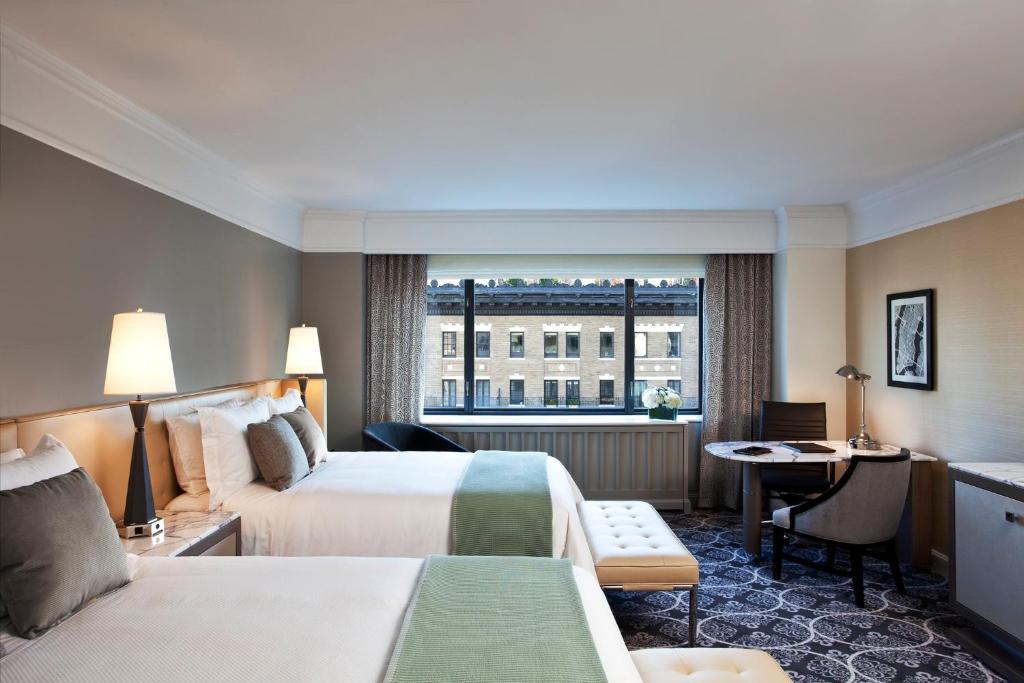 Loews Regency New York, photo 2