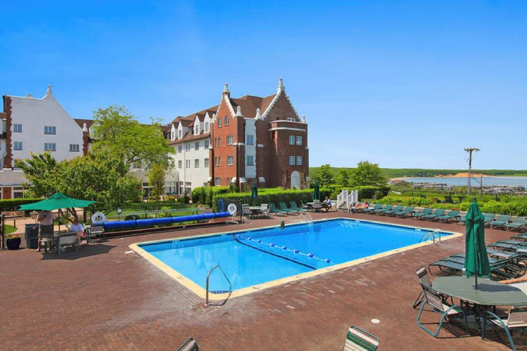 Montauk Manor, photo 4