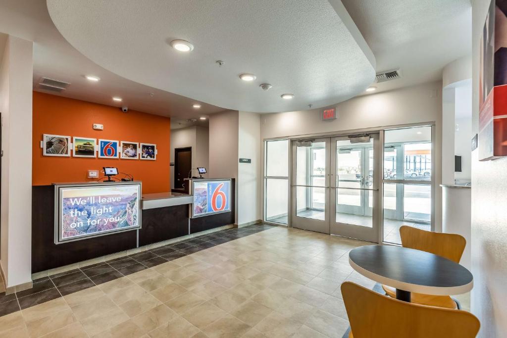 Motel 6-Las Vegas, NV - Motor Speedway, photo 2