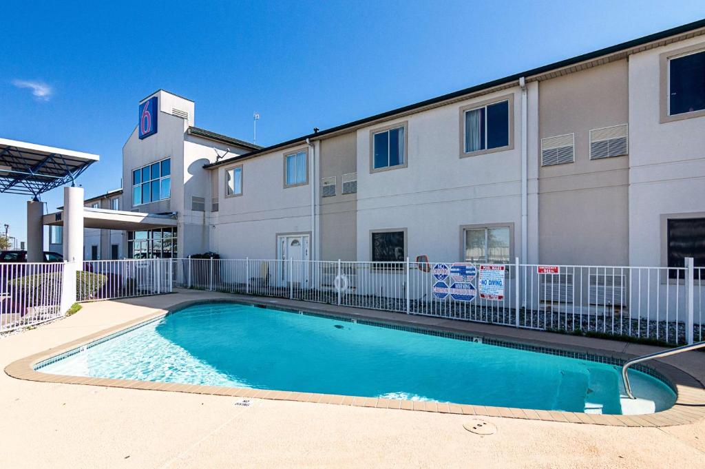 Motel 6 - Tyler, photo 2