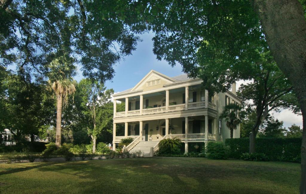 Noble Inns - Oge Inn Riverwalk, photo 1