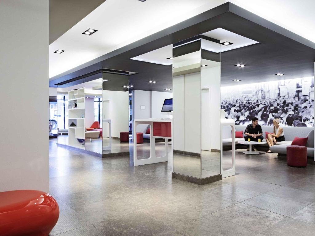 Novotel Montreal Center, photo 1