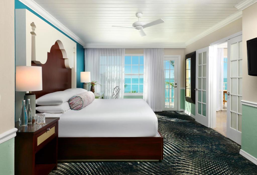 Ocean Key Resort and Spa, photo 2