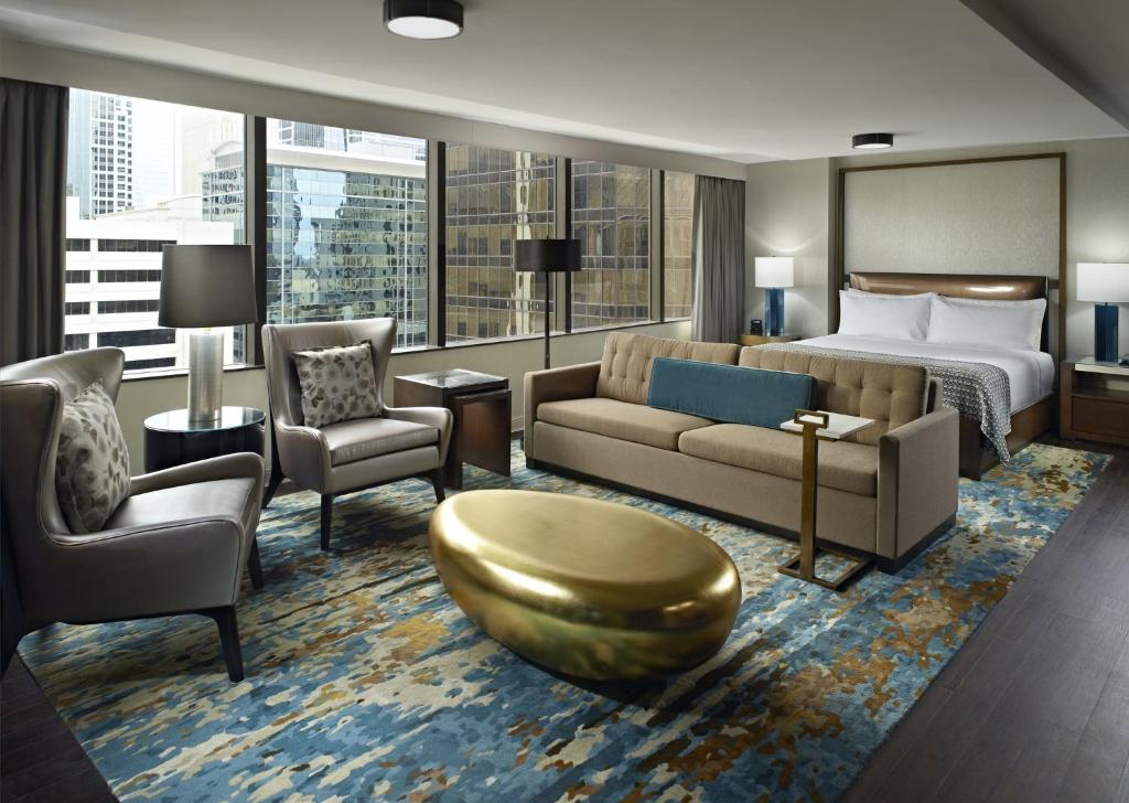 Omni Charlotte Hotel, photo 2