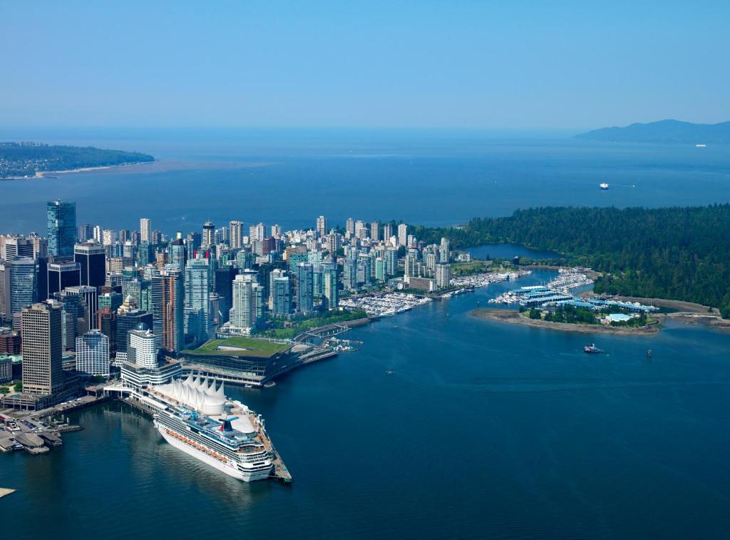 Pan Pacific Vancouver, photo 1