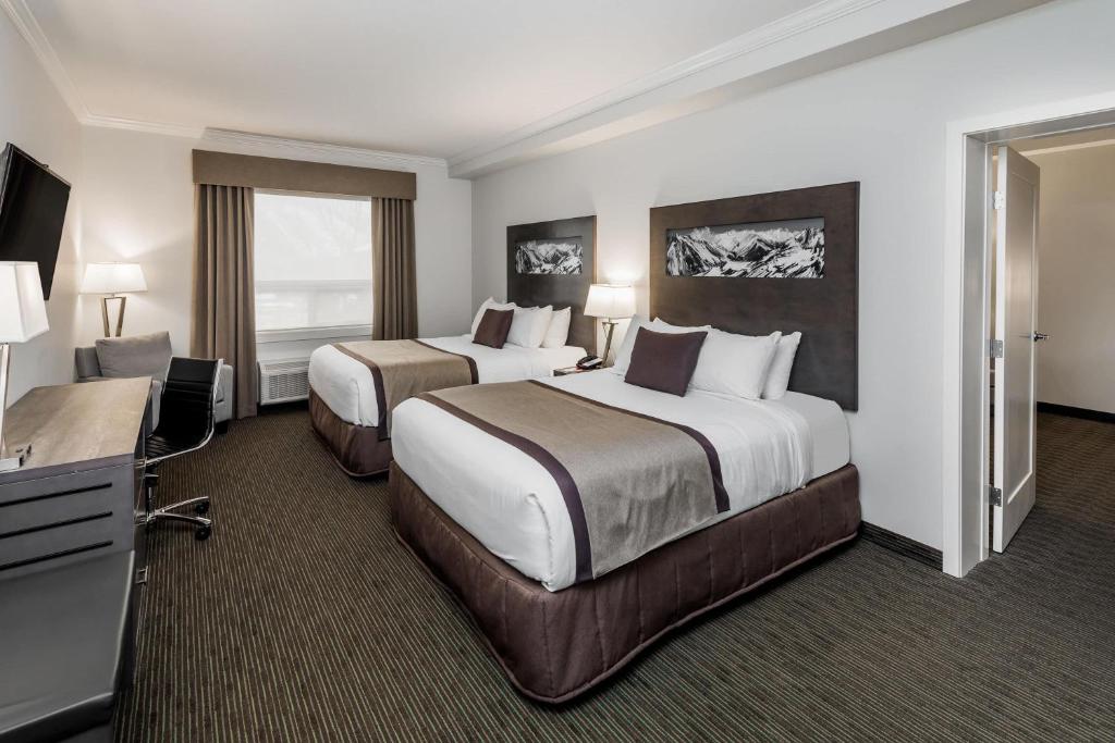 Ramada by Wyndham Revelstoke, photo 2