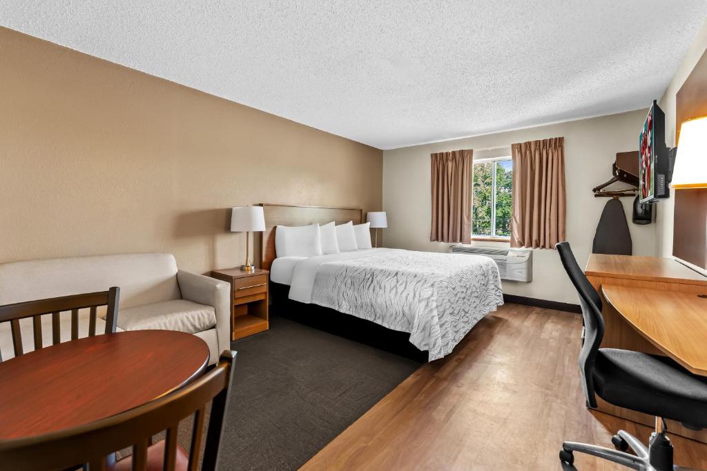 Red Roof Inn Malone, photo 2