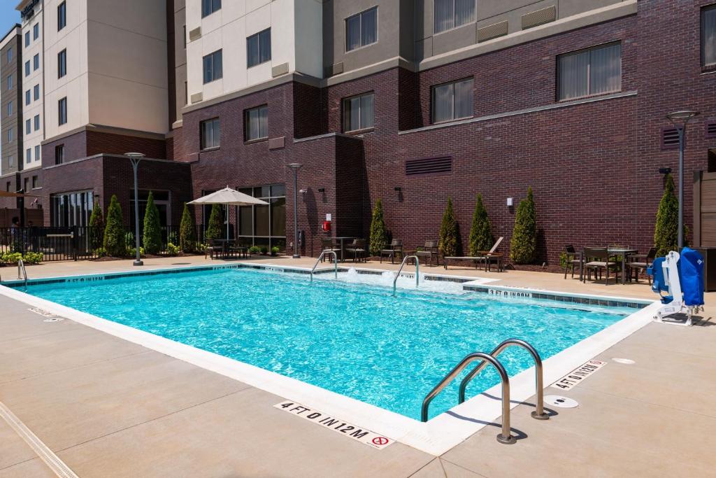 Residence Inn & Courtyard by Marriott Charlotte Nort, photo 4