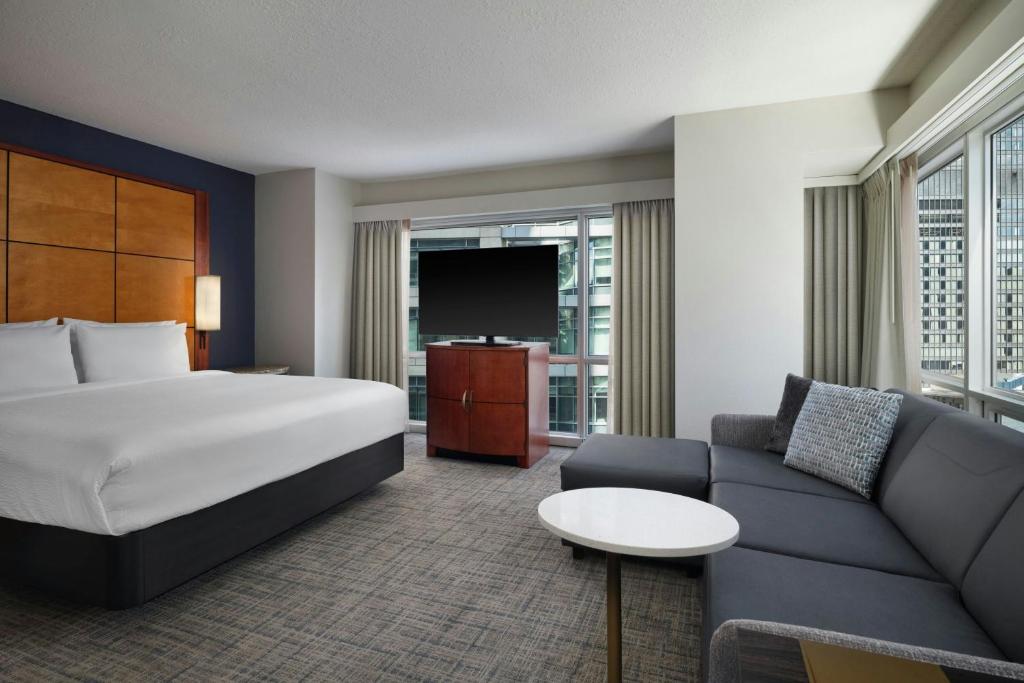 Residence Inn by Marriott Chicago Downtown/River North, photo 2