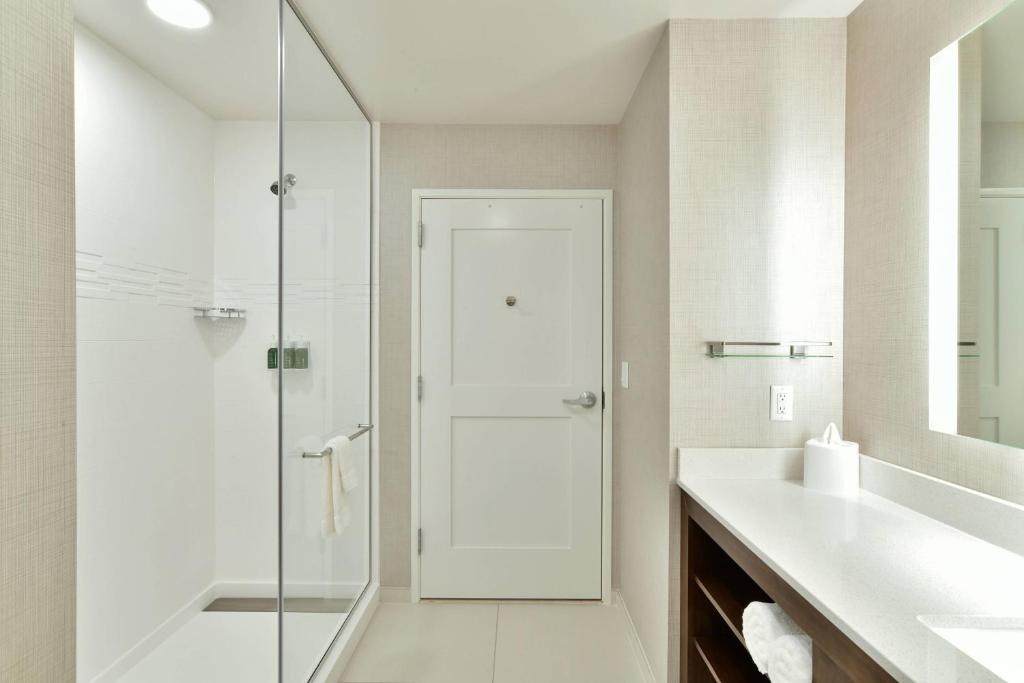 Residence Inn by Marriott Eau Claire, photo 3