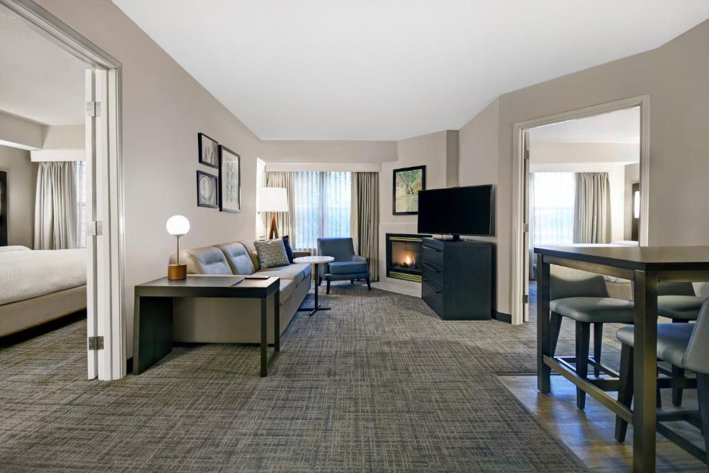 Residence Inn by Marriott Louisville Airport, photo 2