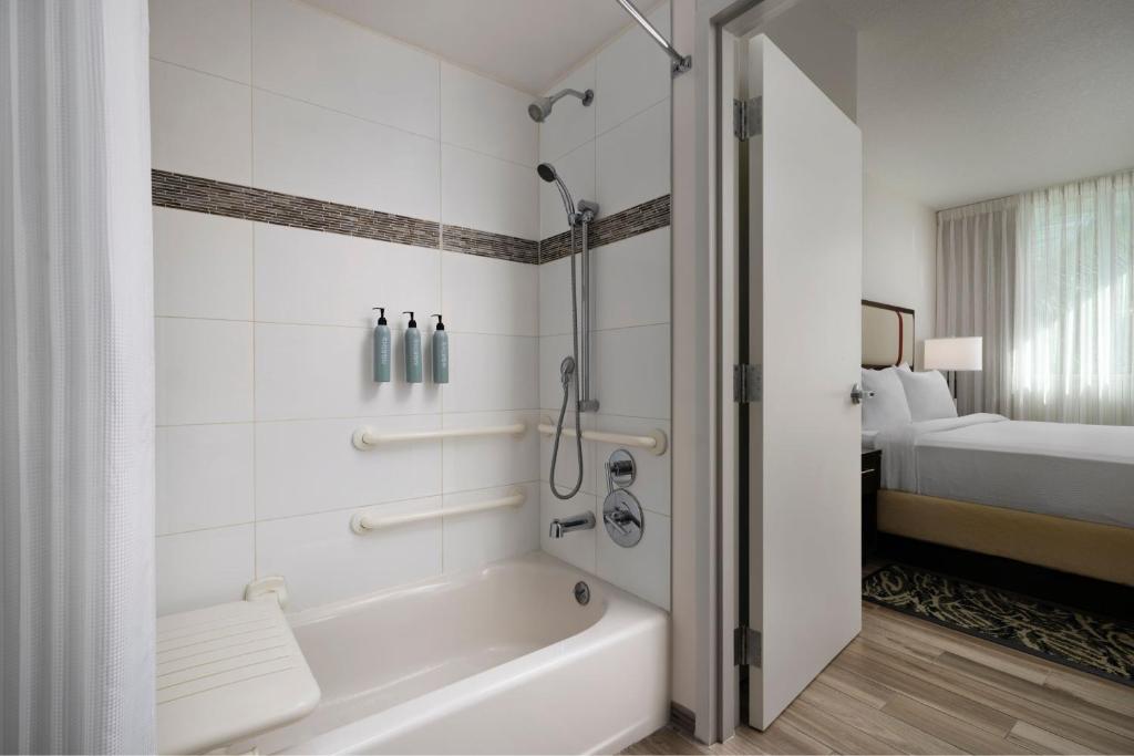 Residence Inn by Marriott Miami Beach Surfside, photo 2