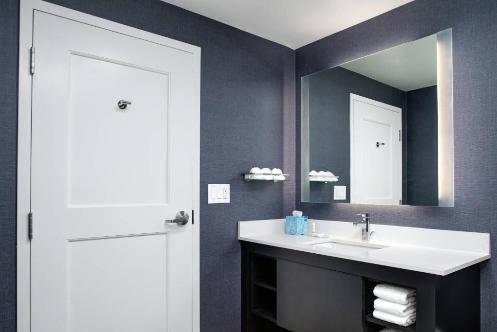 Residence Inn by Marriott Toronto Mississauga West, photo 3