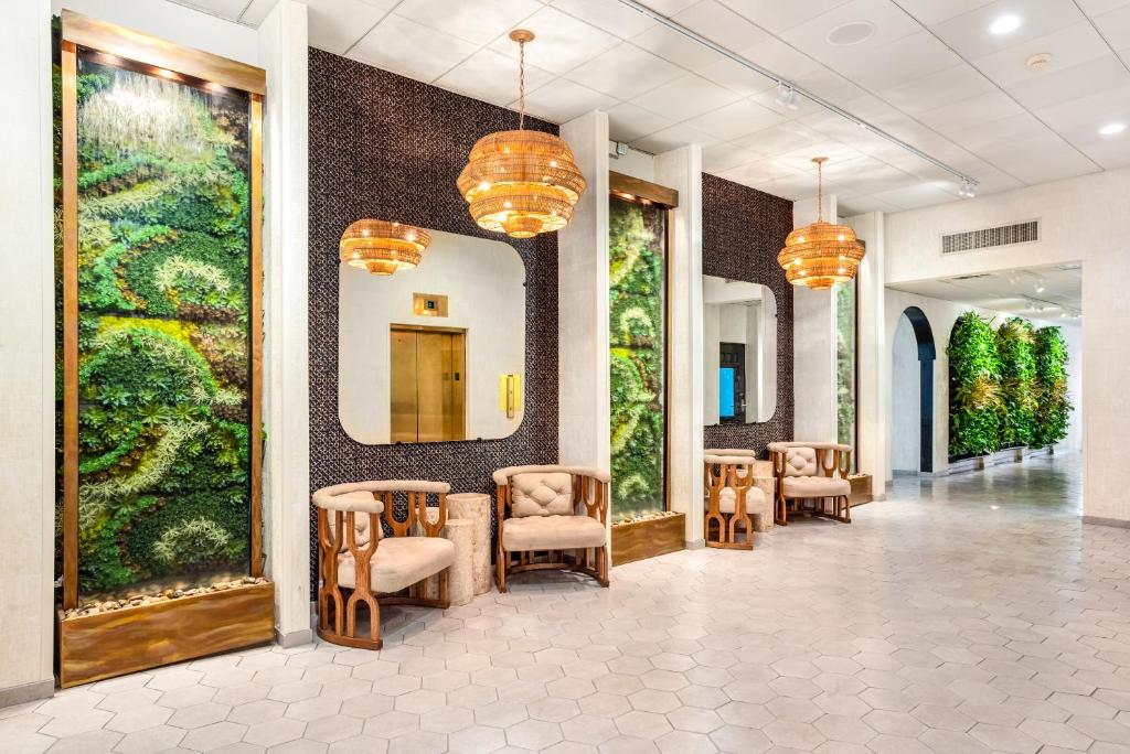 Riverwalk Plaza Hotel, photo 4