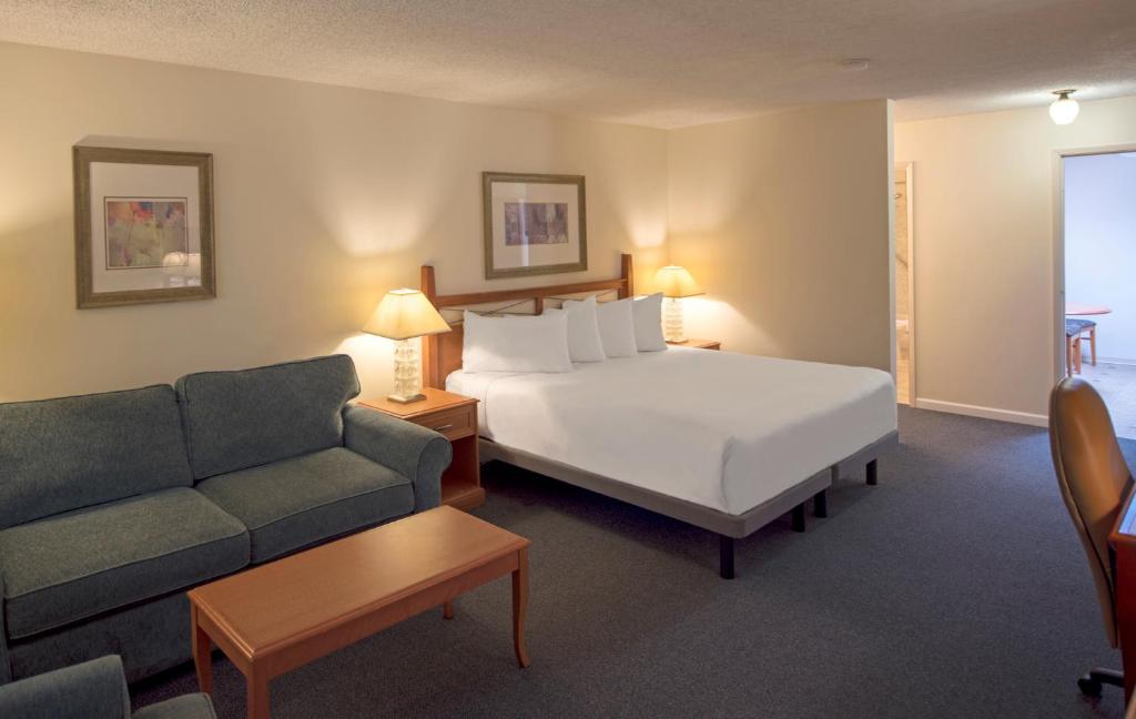 Robin Hood Inn and Suites, photo 3