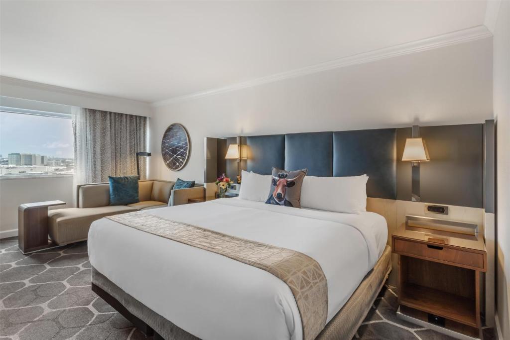 Royal Sonesta Hotel - Houston, TX, photo 2