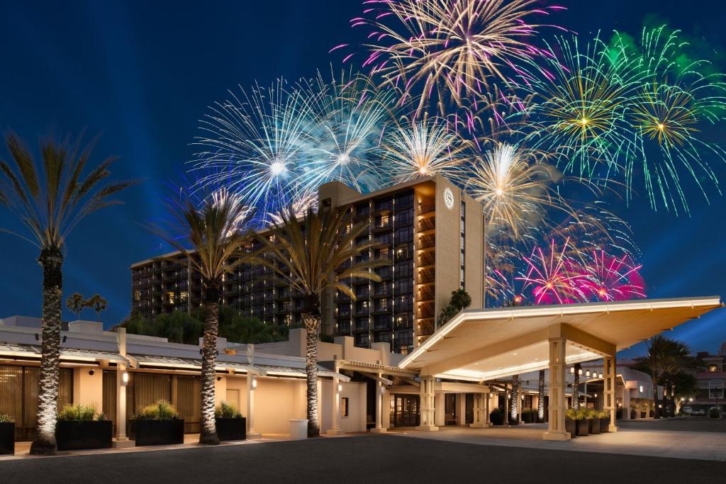 Sheraton Park Hotel at the Anaheim Resort, photo 1