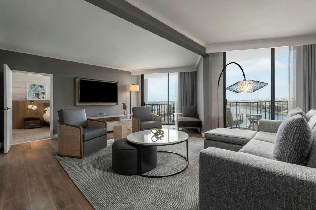 Sheraton San Diego Hotel and Marina, photo 2