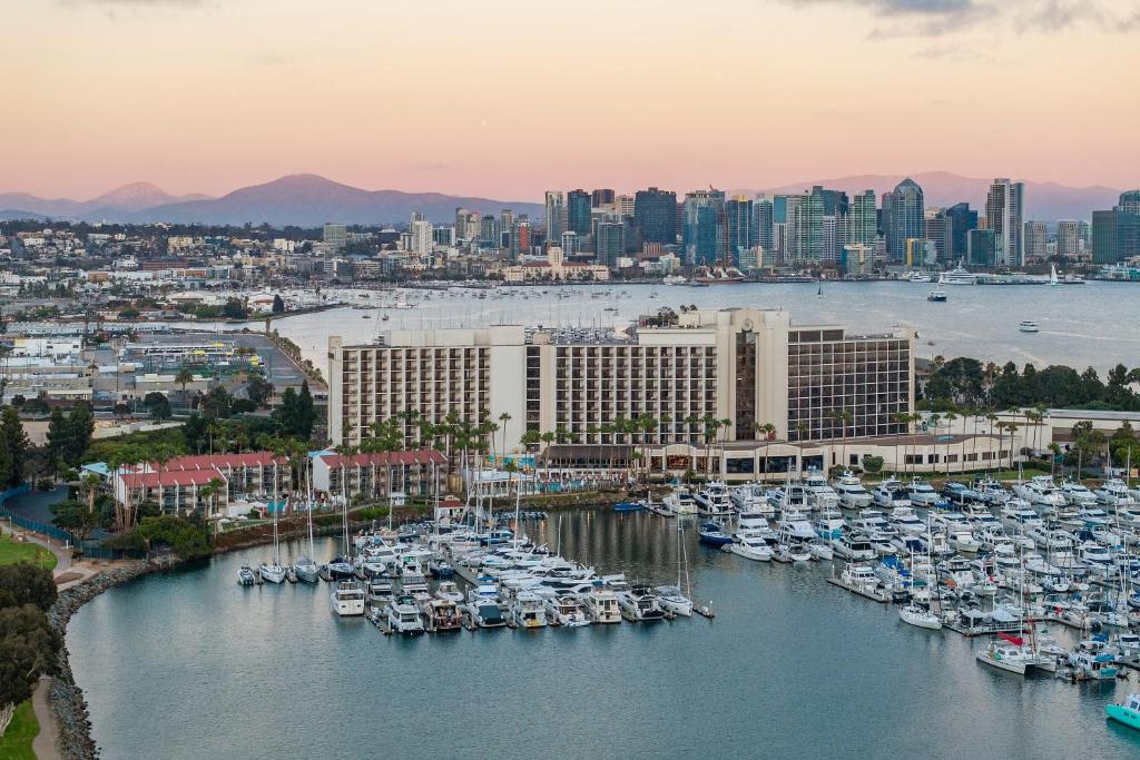 Sheraton San Diego Hotel and Marina, photo 4