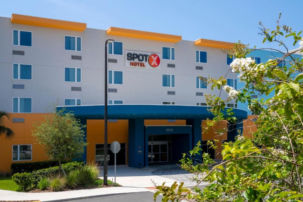 SPOT X Hotel Orlando Intl Dr by The Red Collection, photo 1